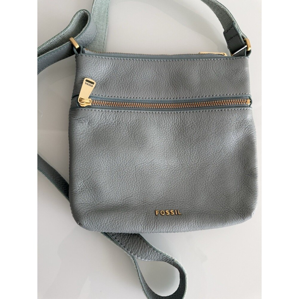 ✿ Fossil Leather Crossbody Bag Gray Gold Hardware Zip Adjustable Strap Small